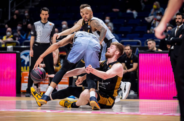 裁判青睐 裁判青睐